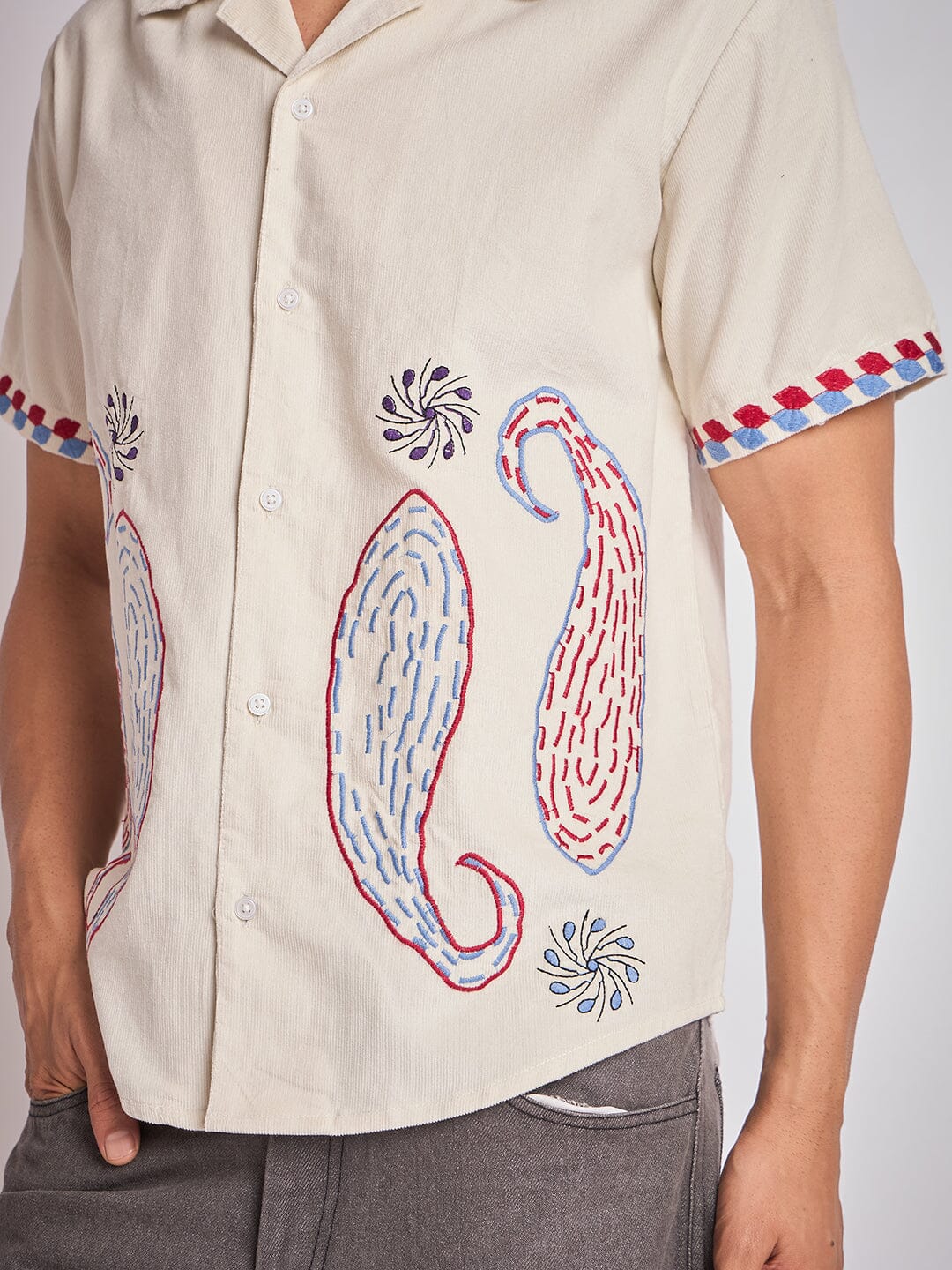 Ecru Paisley Embroidery Cuban Shirt - Image 5