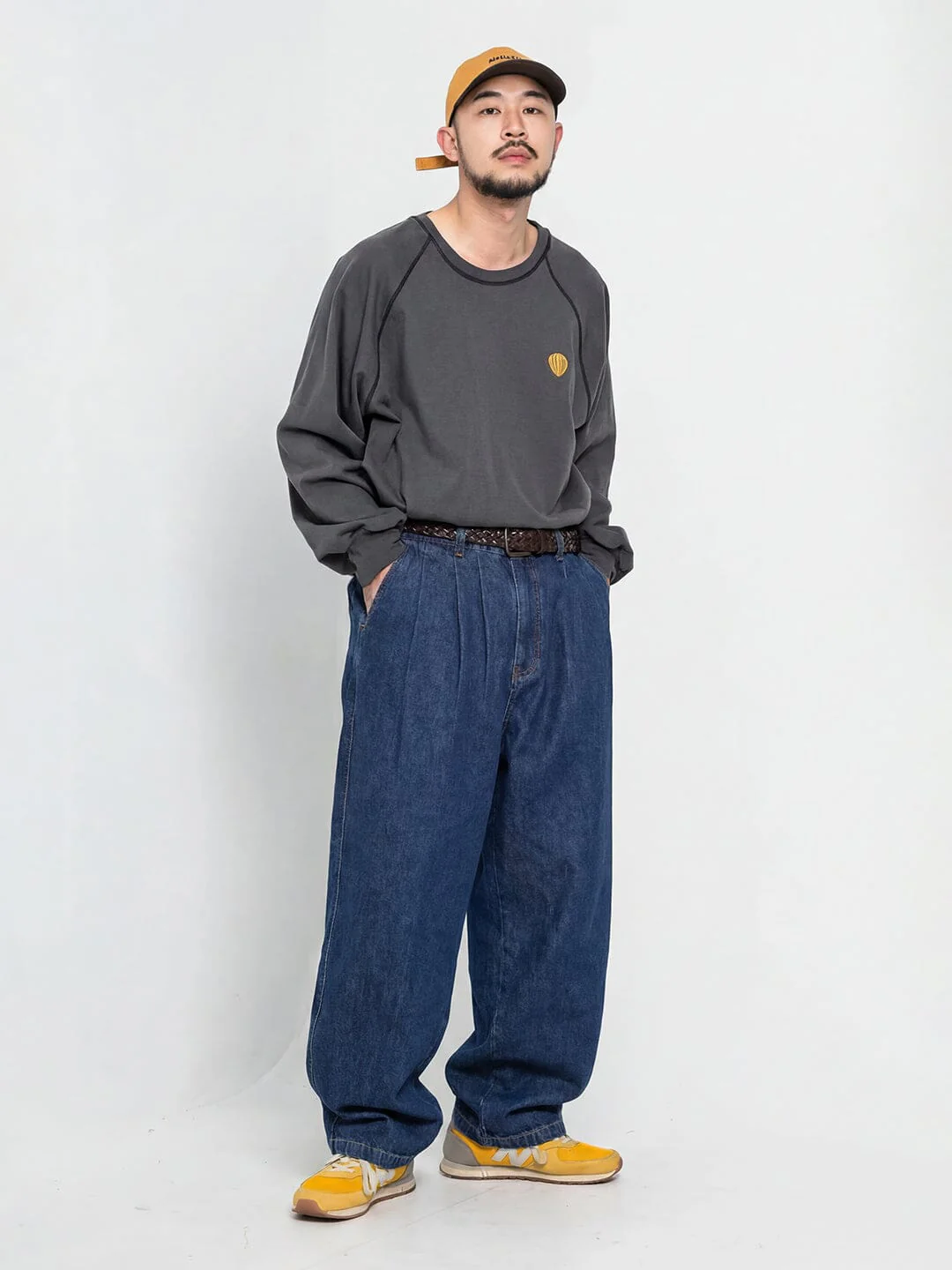 Indigo Pleated Barrel Fit Denim - Image 8